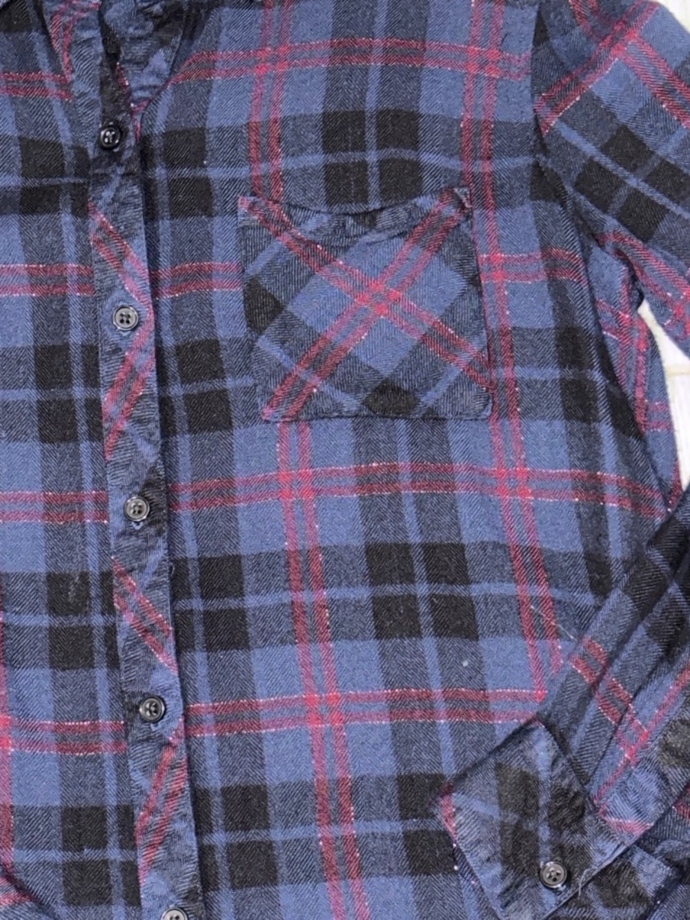 LIKE NEW! Women's Rails Navy/Plum Flannel Button Down - LARGE - Picture 2 of 8